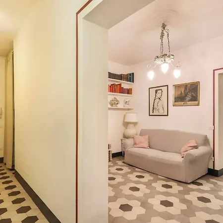 Apartment One-bedroom With Patio *