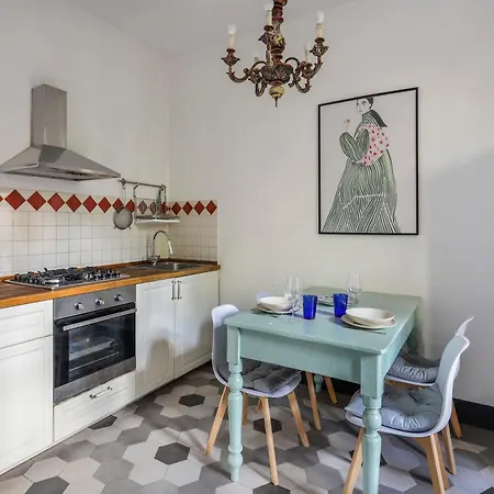 One-bedroom With Patio *